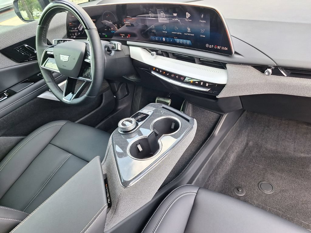 Certified 2026 Cadillac Optiq Sport 1 RWD image 28