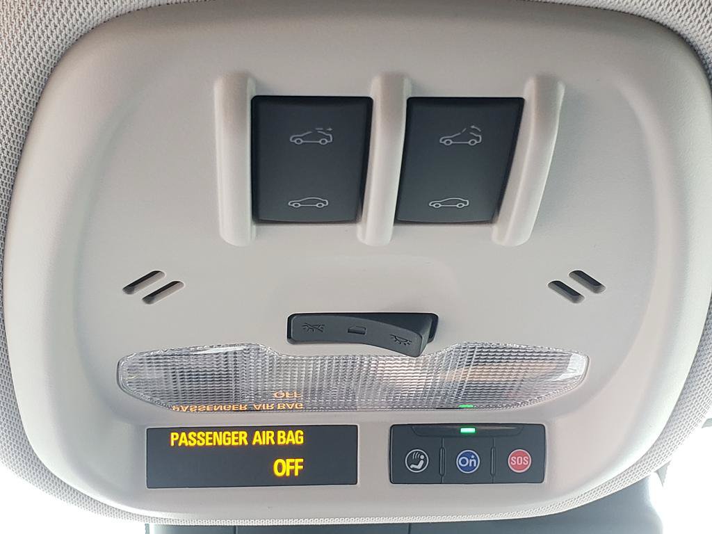 New 2026 Chevrolet Trax ACTIV w/ Sunroof Package FWD image 32
