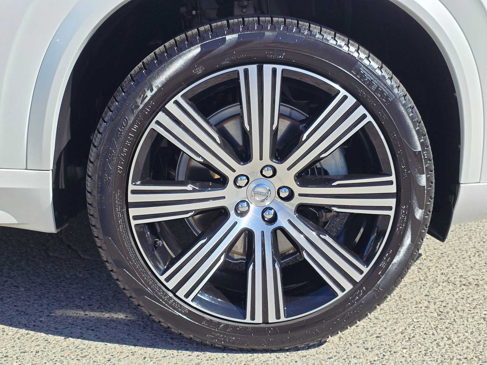 Used 2023 Volvo XC90 B6 Ultimate w/ Protection Package Premier AWD/4WD image 10