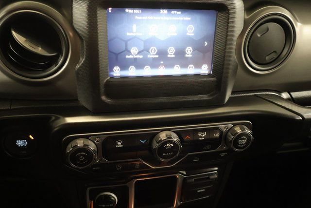 Used 2022 Jeep Wrangler Sport image 17