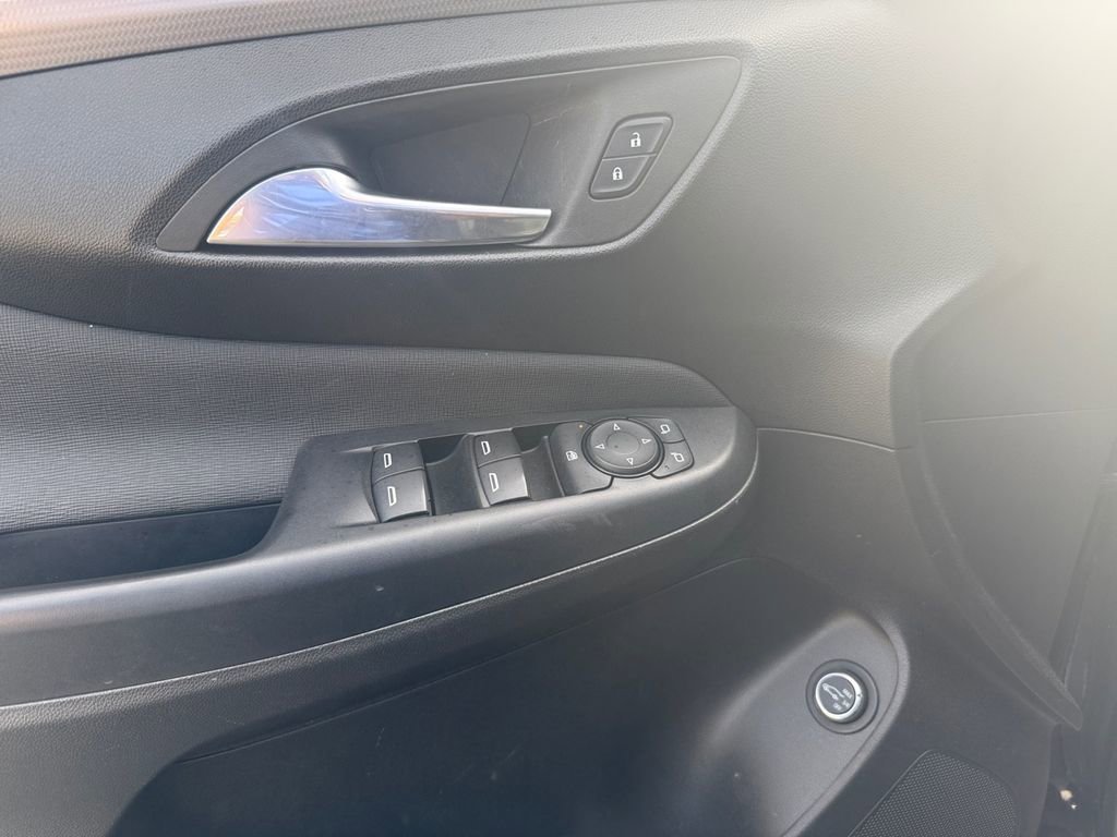 Used 2024 Buick Envista Avenir image 19