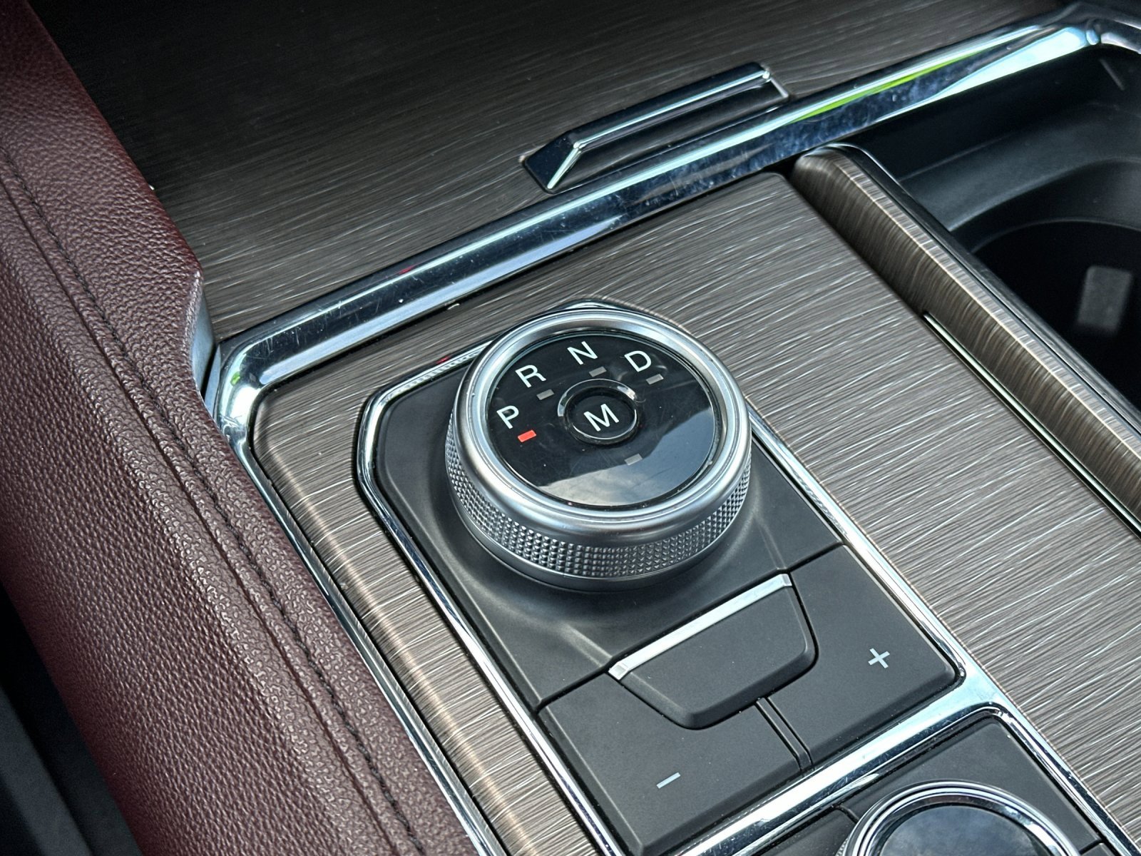 Used 2024 Ford Expedition Max Limited image 23