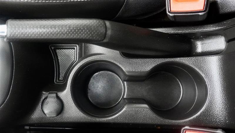 Used 2016 Chevrolet Cruze LTZ w/ Sun, Sound and Sport Package FWD image 19