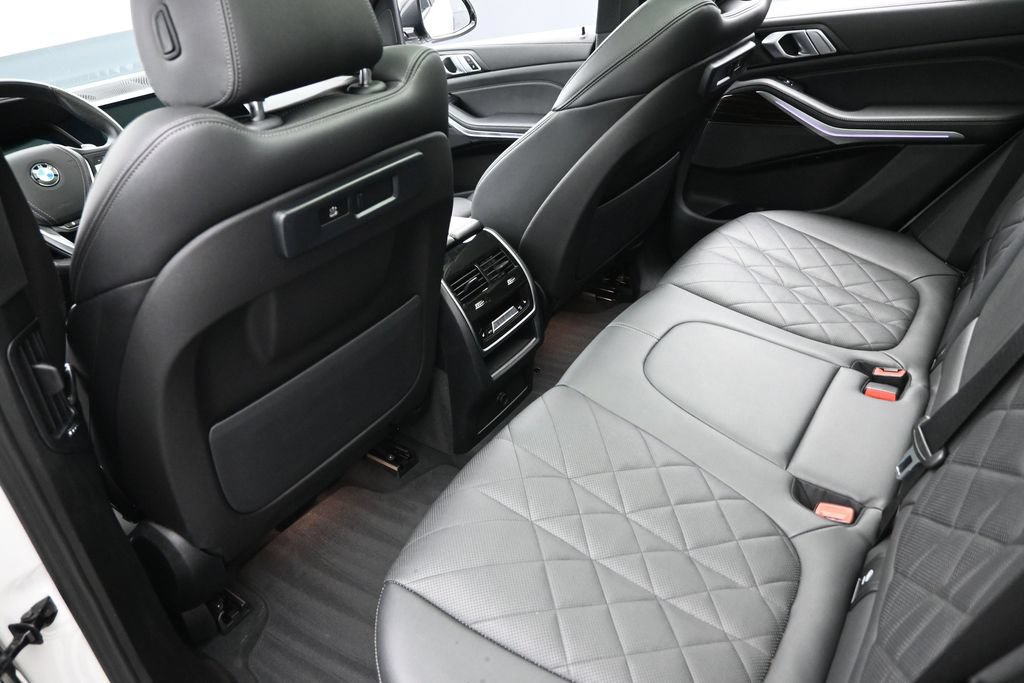 Used 2023 BMW X5 xDrive40i AWD/4WD image 20