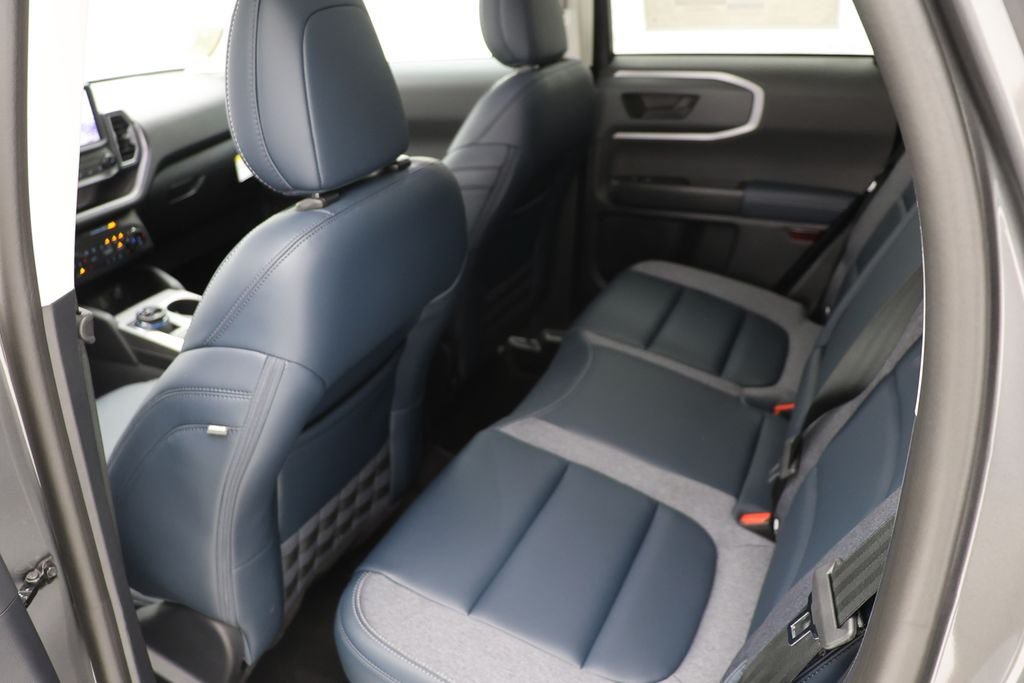 Used 2024 Ford Bronco Sport Outer Banks AWD/4WD image 11