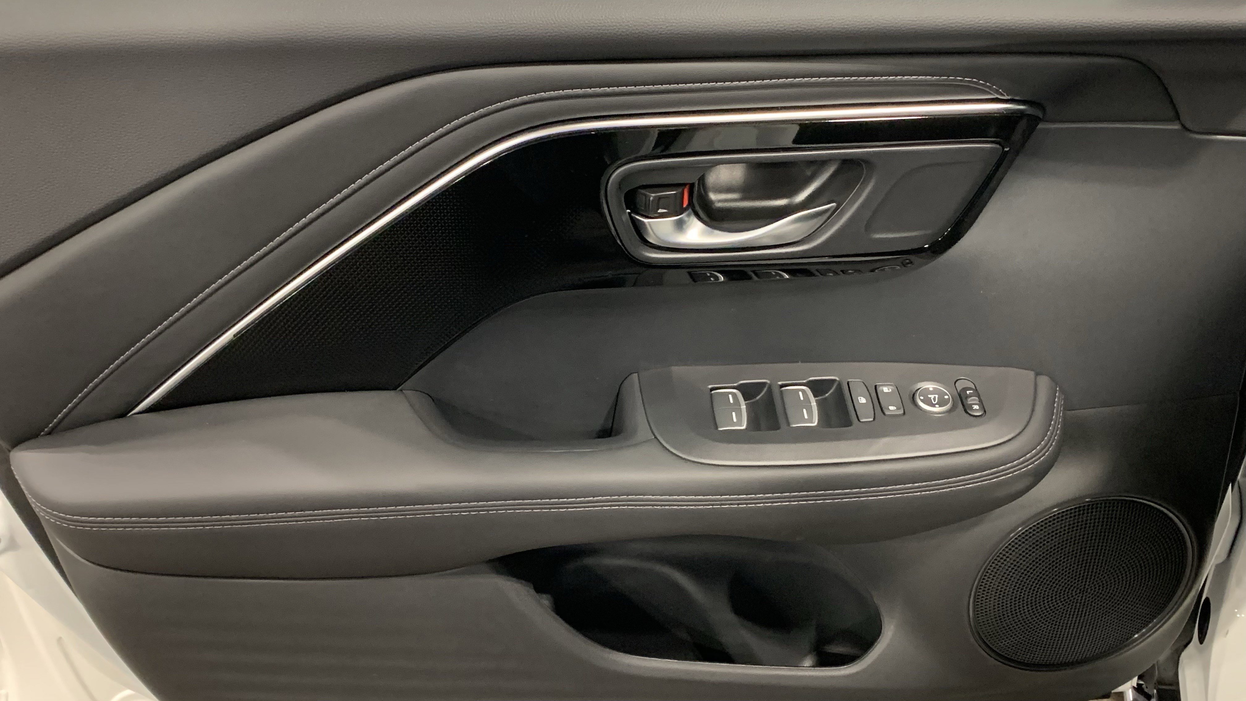 Certified 2025 Acura ADX AWD image 52