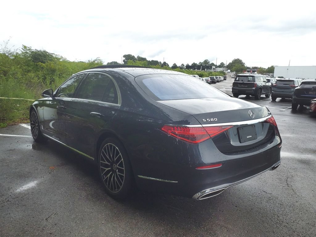 Used 2021 Mercedes-Benz S 580 4MATIC Sedan image 5
