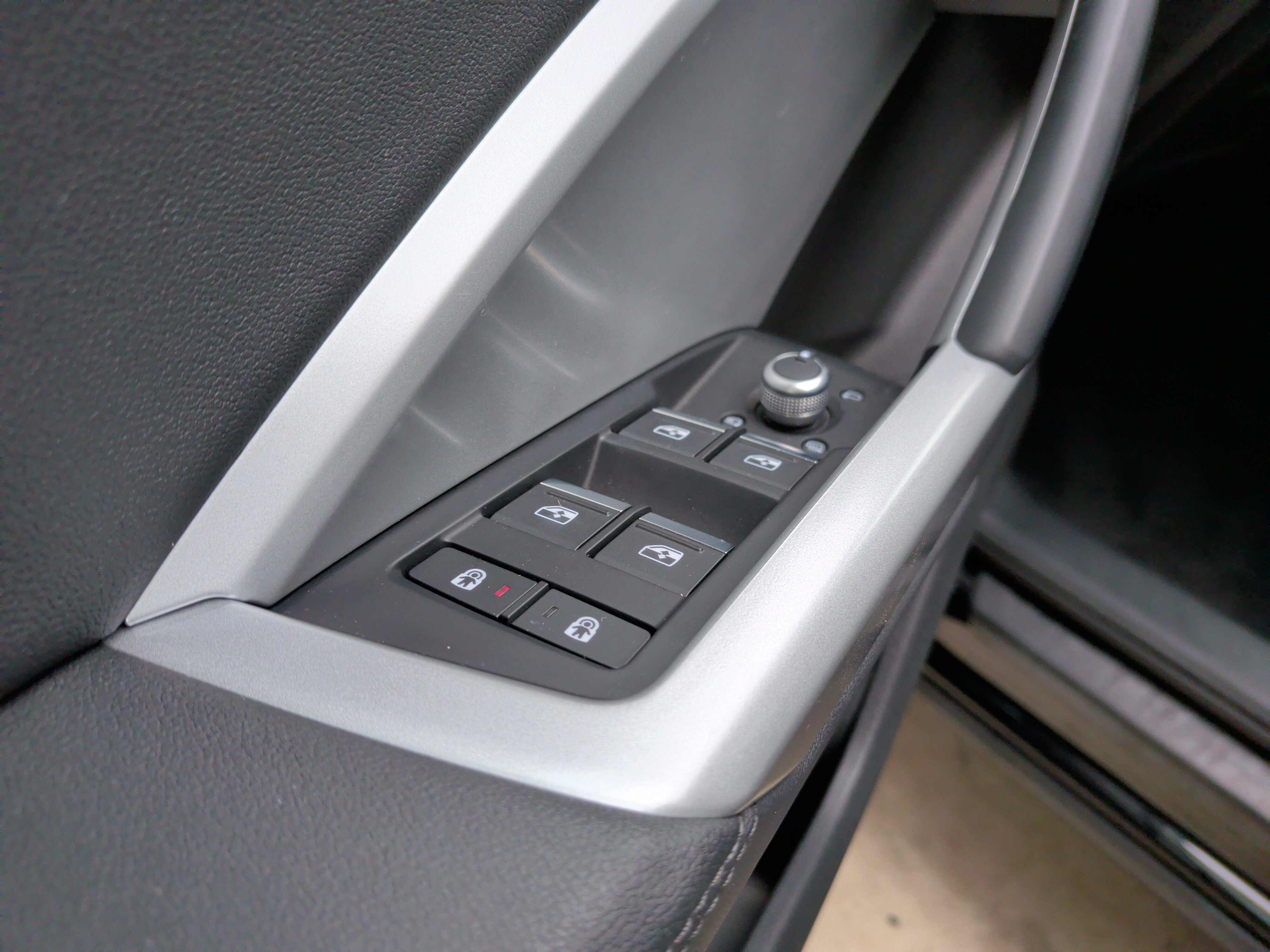 Certified 2022 Audi Q3 2.0T Premium w/ Convenience Package image 15