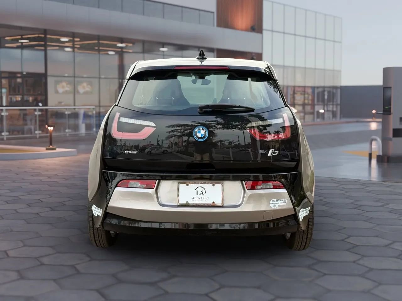 Used 2015 BMW i3 image 5