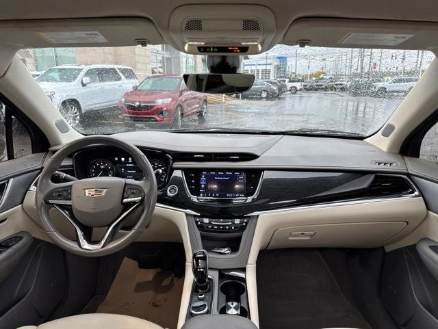 Certified 2023 Cadillac XT6 Premium Luxury w/ Technology Package AWD/4WD image 24