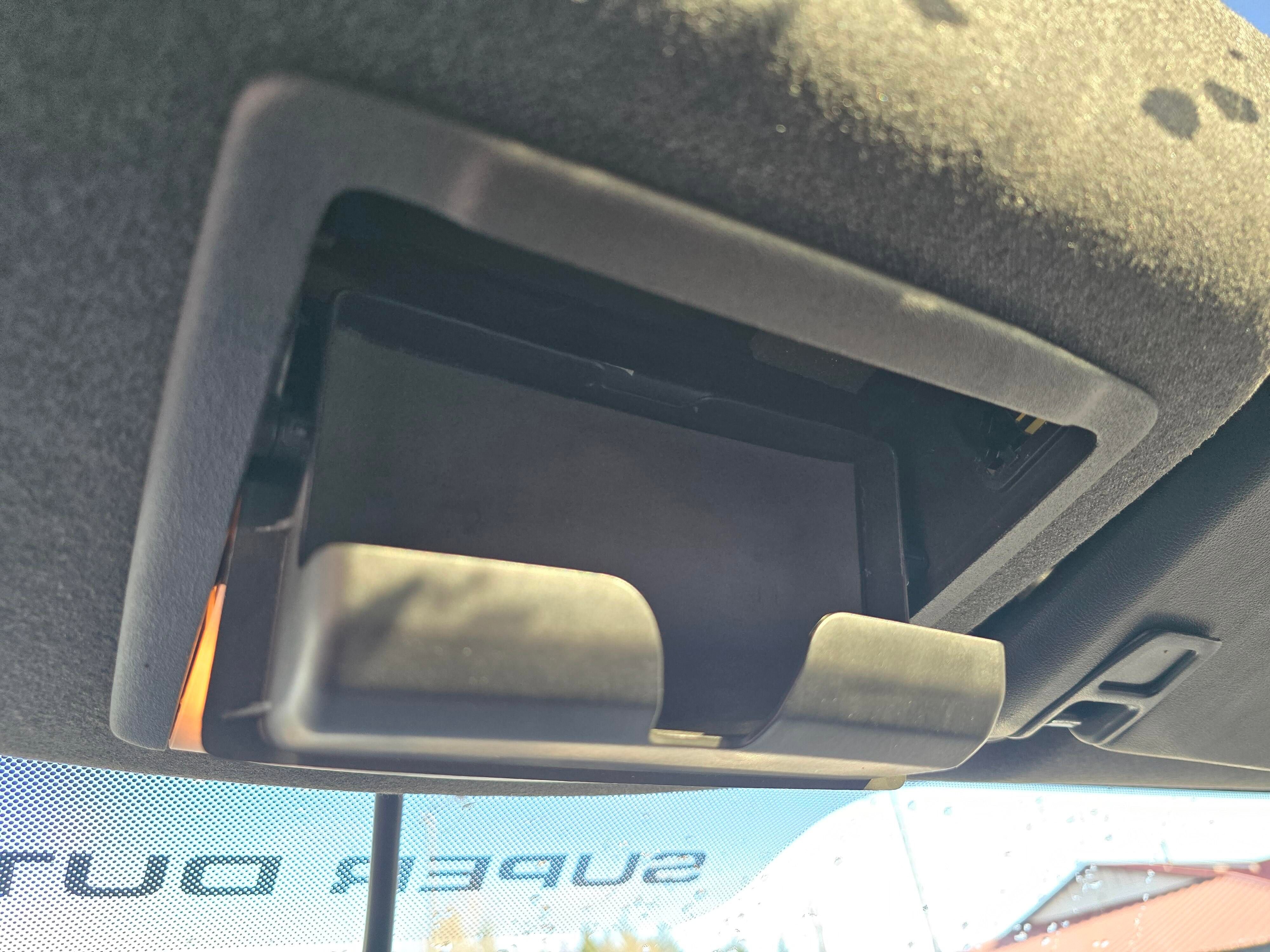 Used 2014 Ford F350 Platinum w/ Platinum Package image 25