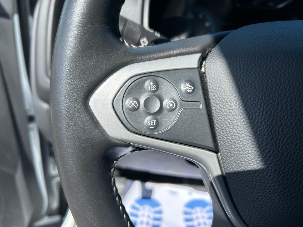 Used 2022 Chevrolet Colorado LT w/ Safety Package image 21
