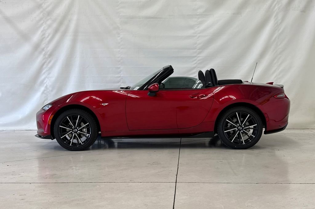 New 2025 MAZDA MX-5 Miata Grand Touring w/ Appearance Package image 7
