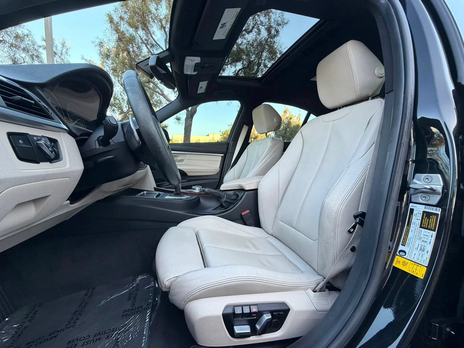 Used 2017 BMW 330i Sedan RWD image 9