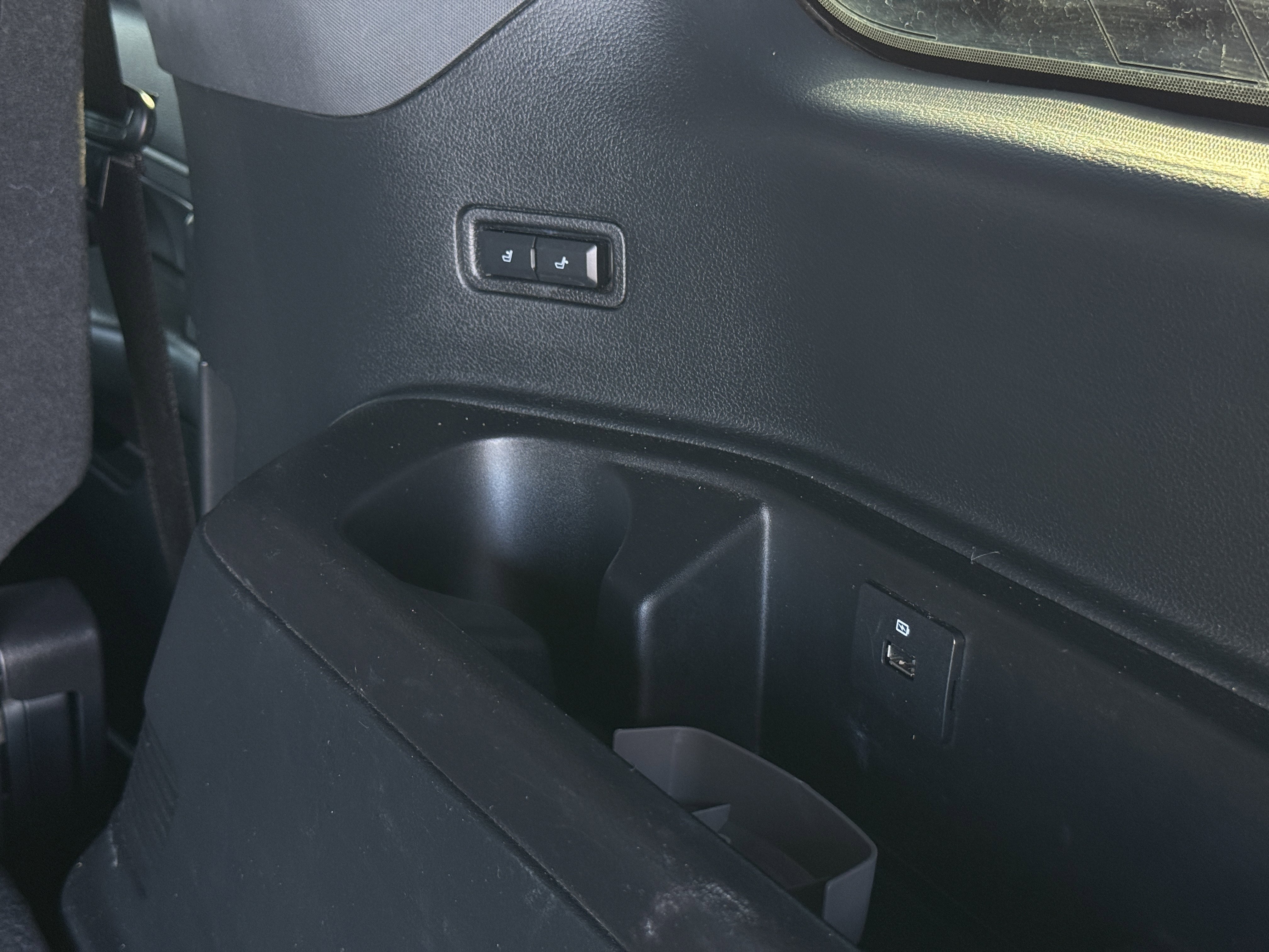 Used 2021 Ford Expedition XLT image 40