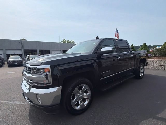 Used 2018 Chevrolet Silverado 1500 LTZ w/ Sport Package AWD/4WD image 3