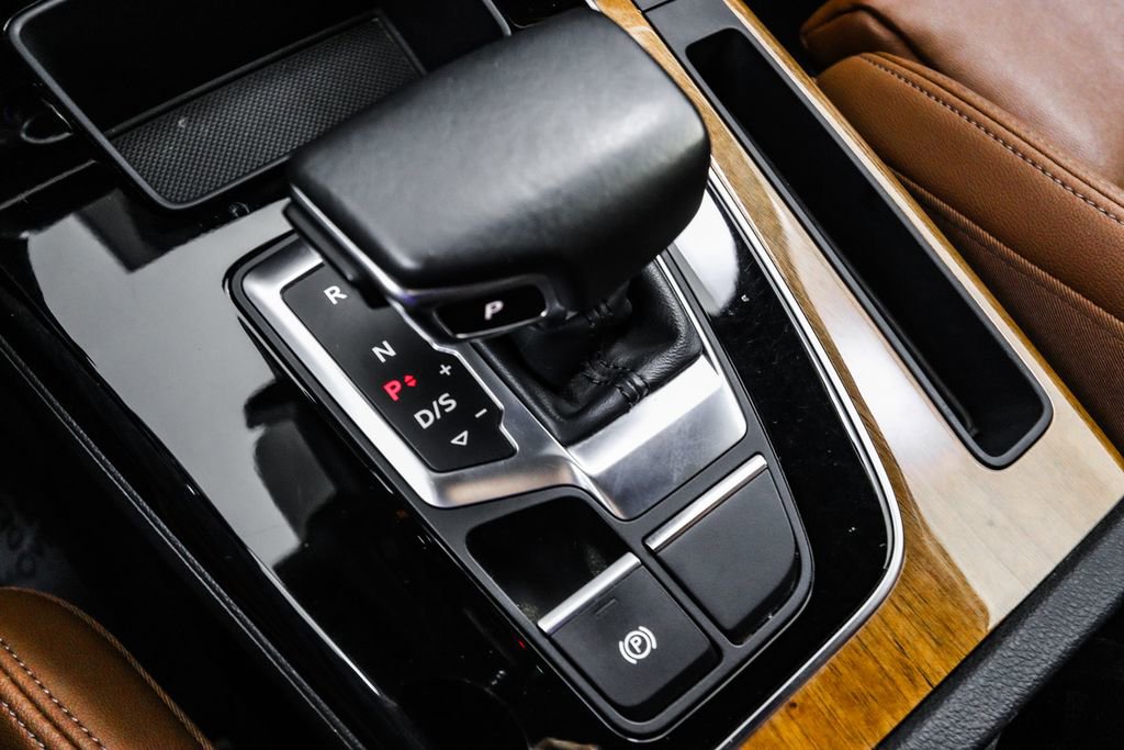 Used 2022 Audi Q5 e Premium image 40