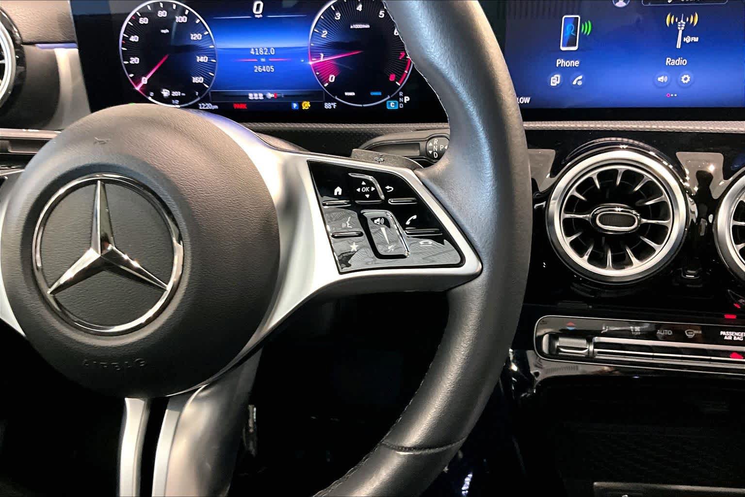 Used 2025 Mercedes-Benz CLA 250 4MATIC image 22
