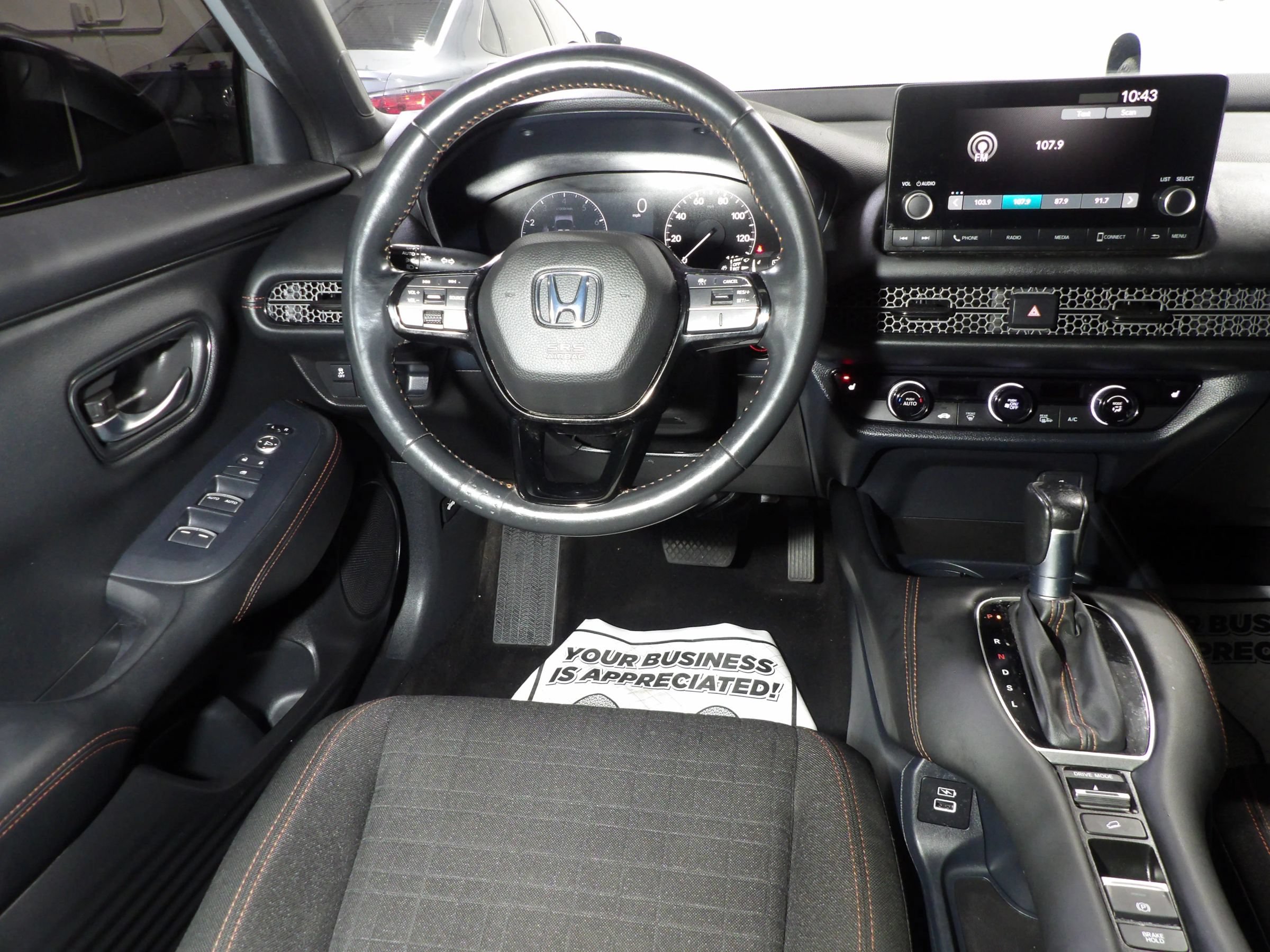 Used 2023 Honda HR-V Sport image 11
