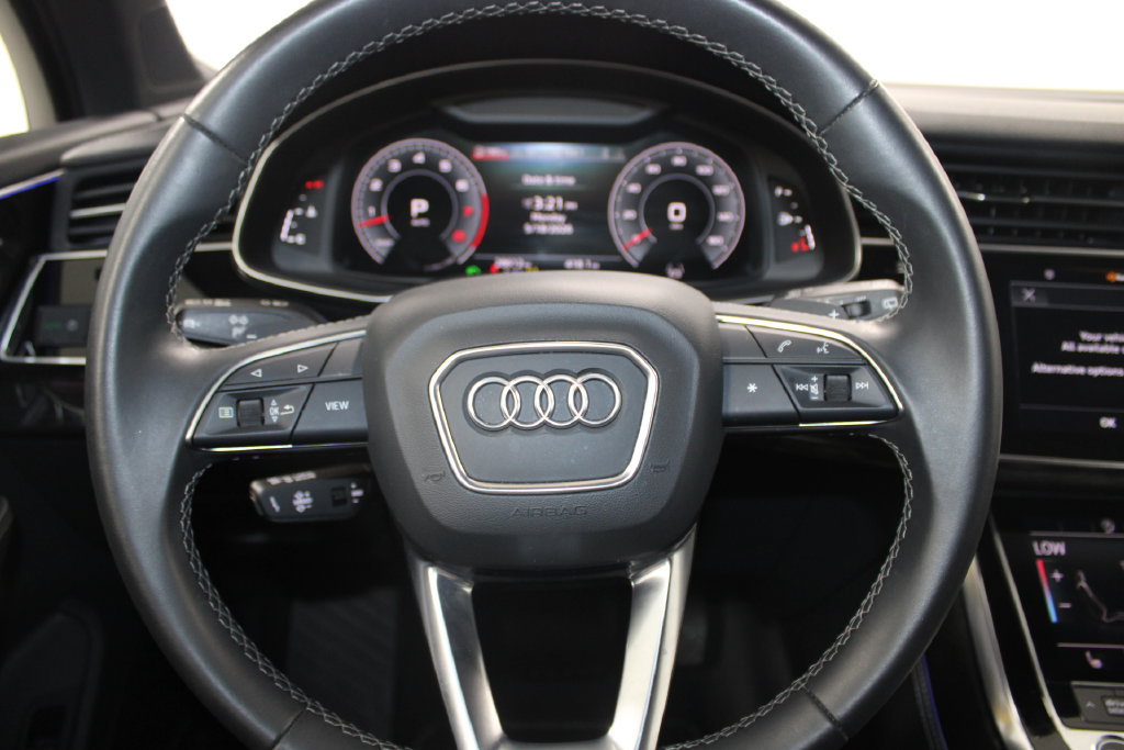 Used 2025 Audi Q7 3.0T Premium Plus AWD/4WD image 33