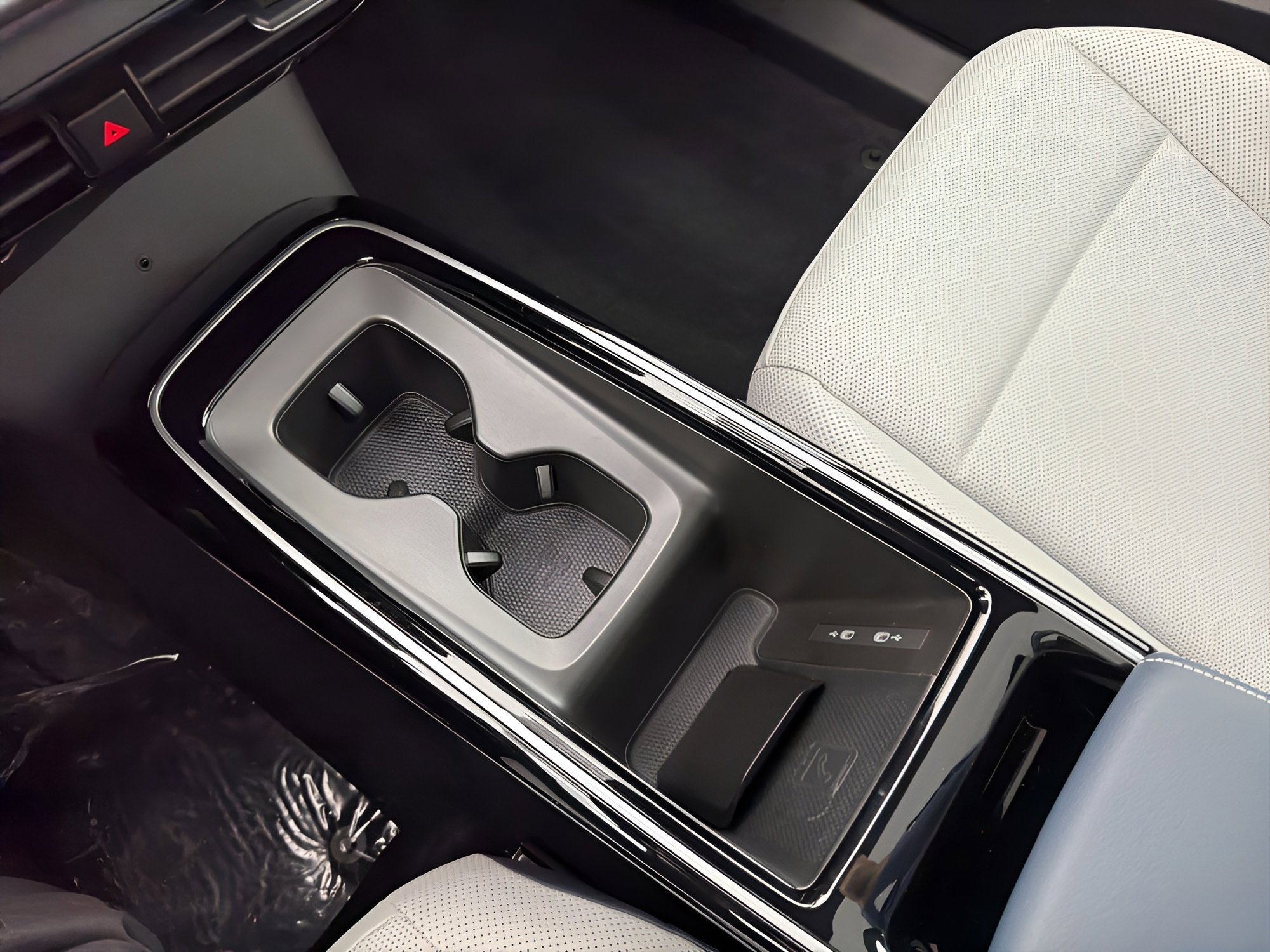 New 2026 Volkswagen ID.4 Pro S Plus image 19