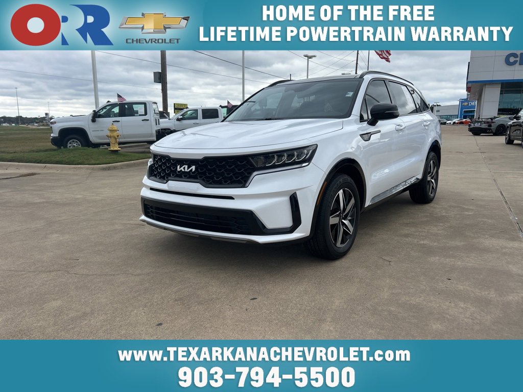 Used 2023 Kia Sorento S w/ Panoramic Sunroof Package