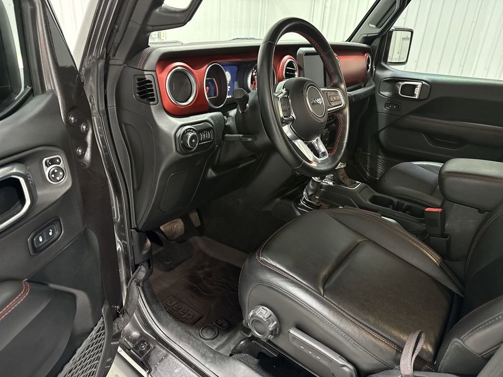 Used 2021 Jeep Wrangler Unlimited Rubicon AWD/4WD image 10