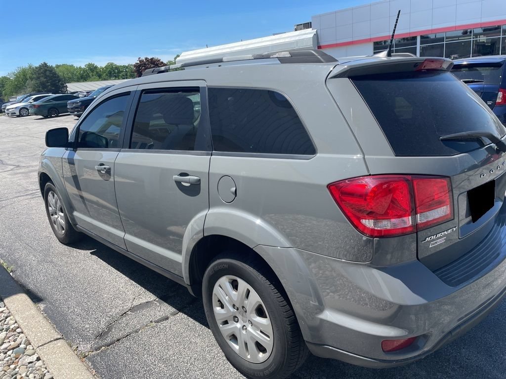 Certified 2019 Dodge Journey SE w/ Premium Group FWD image 6