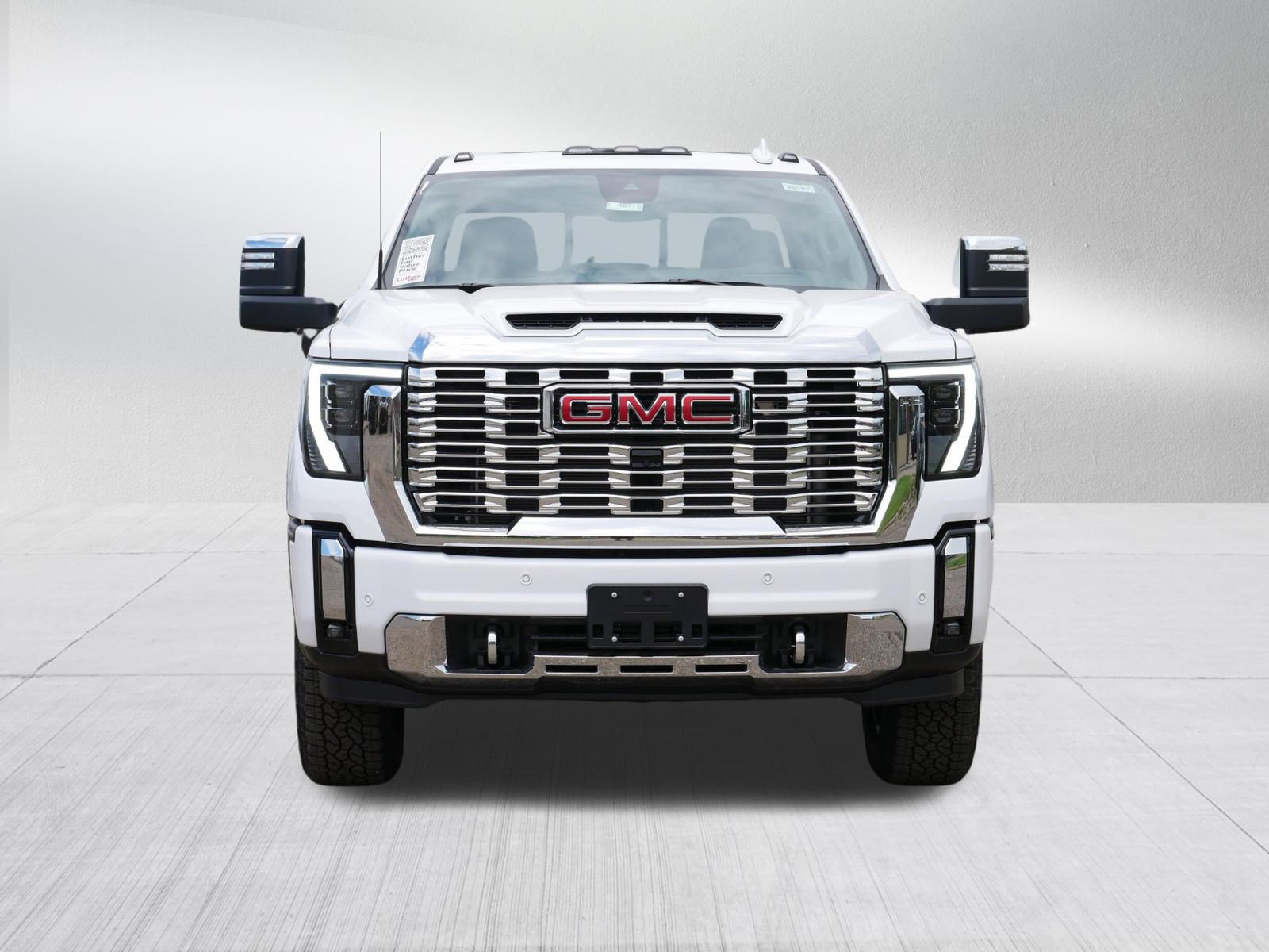 New 2026 GMC Sierra 3500 Denali w/ Denali Reserve Package AWD/4WD image 8