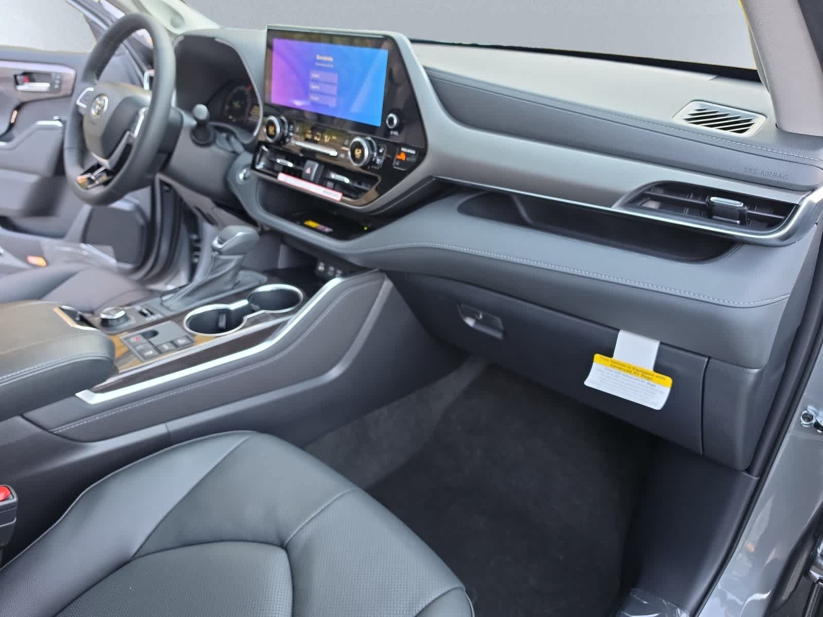 New 2026 Toyota Highlander Limited AWD/4WD image 15