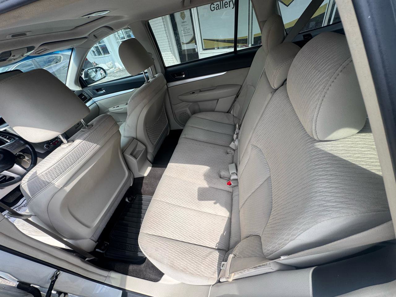 Used 2011 Subaru Outback 2.5i Premium AWD/4WD image 13