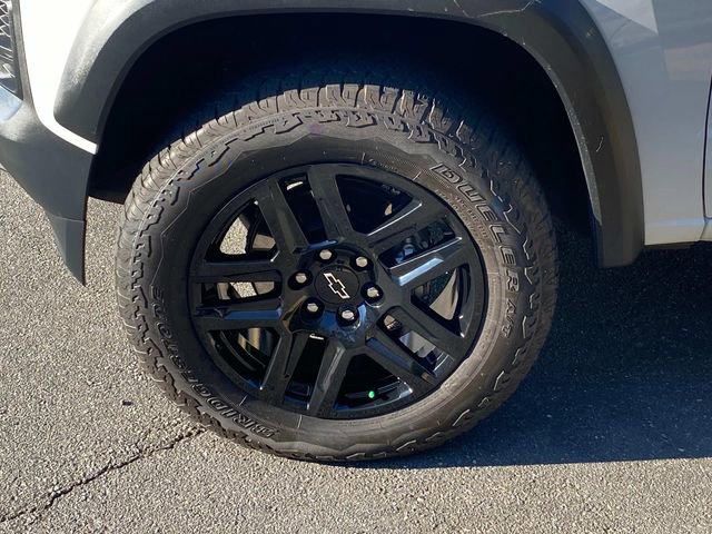 Used 2024 Chevrolet Colorado Trail Boss image 6