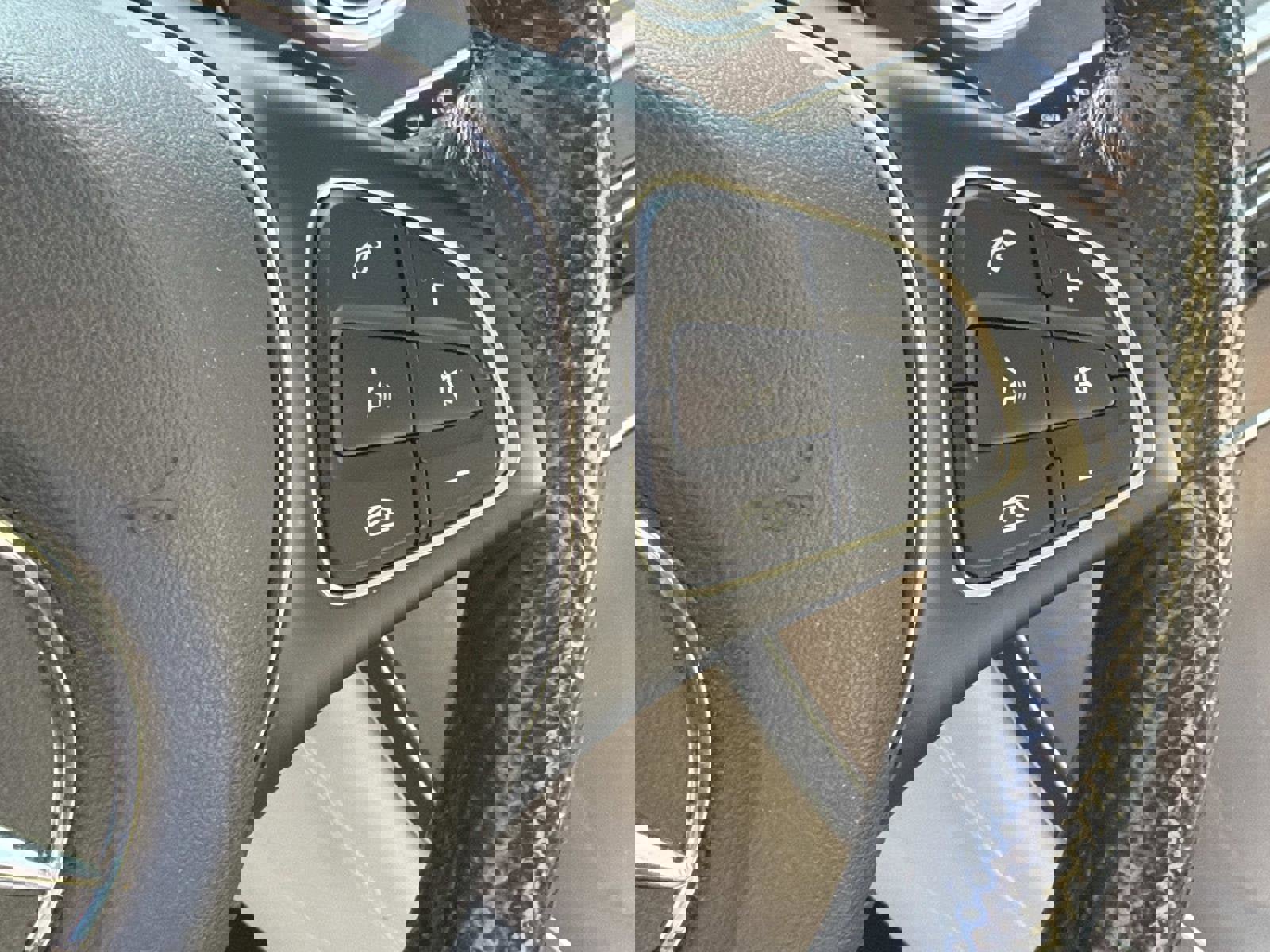 Used 2019 Mercedes-Benz GLC 300 4MATIC image 8