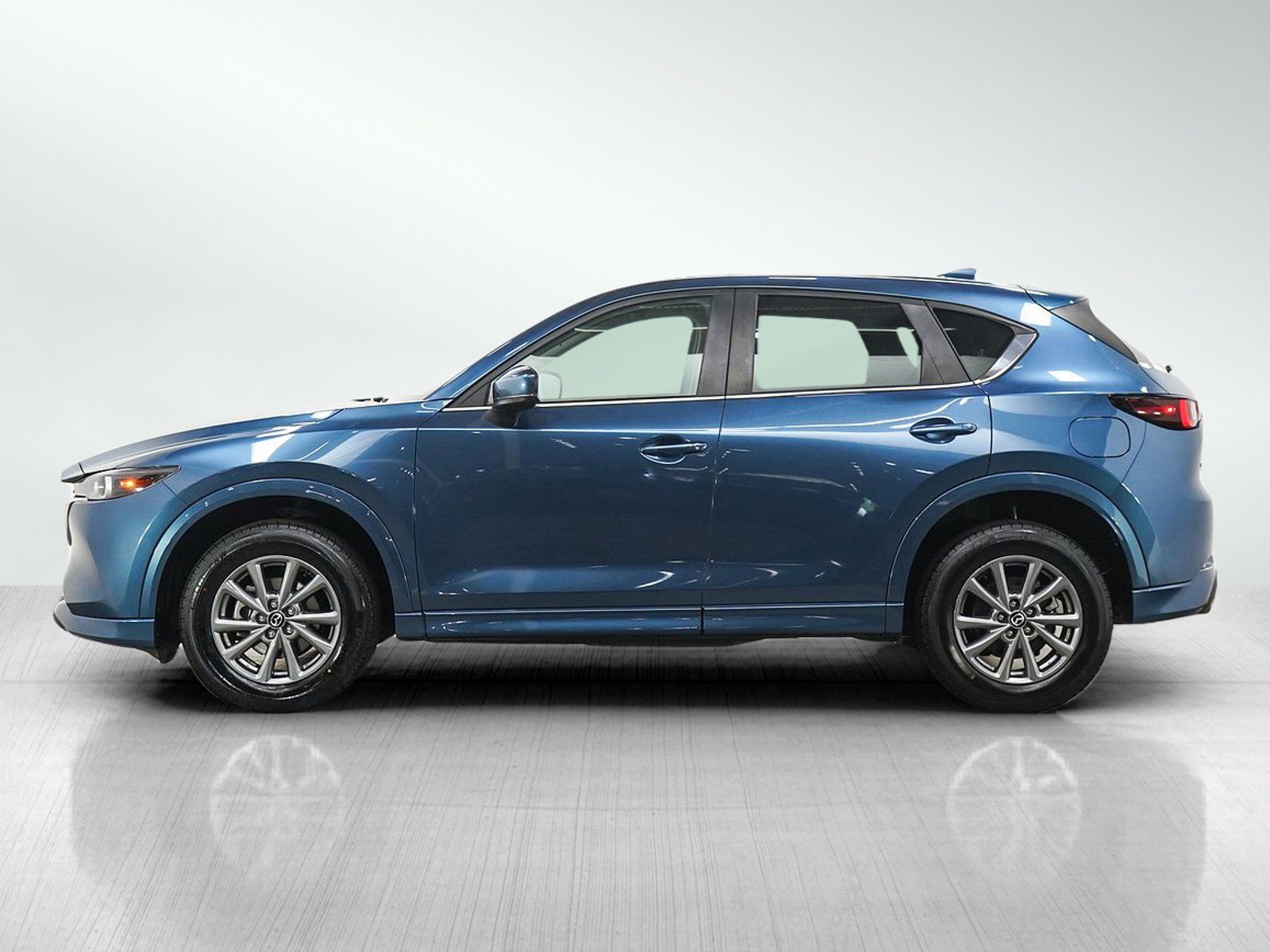 Used 2024 MAZDA CX-5 AWD 2.5 S w/ Select Package image 2