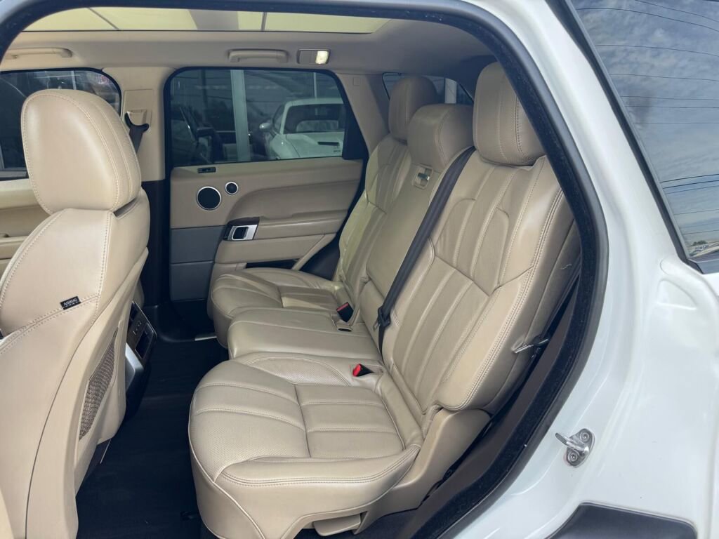 Used 2016 Land Rover Range Rover Sport HSE AWD/4WD image 11