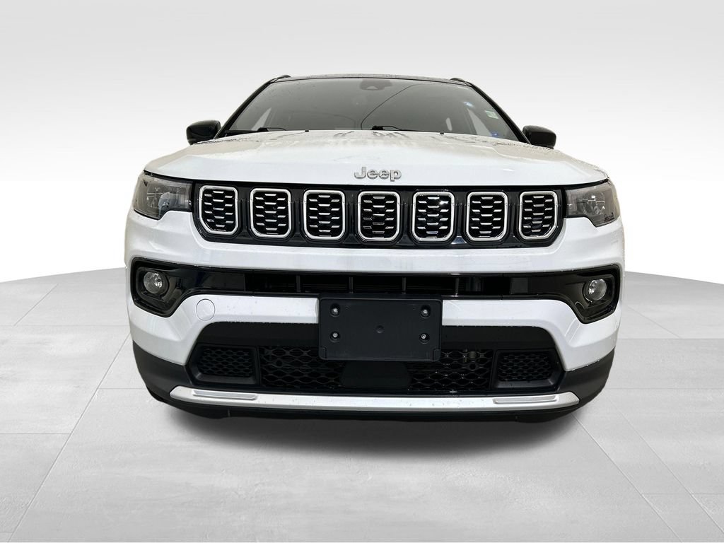 Used 2025 Jeep Compass Limited AWD/4WD image 9