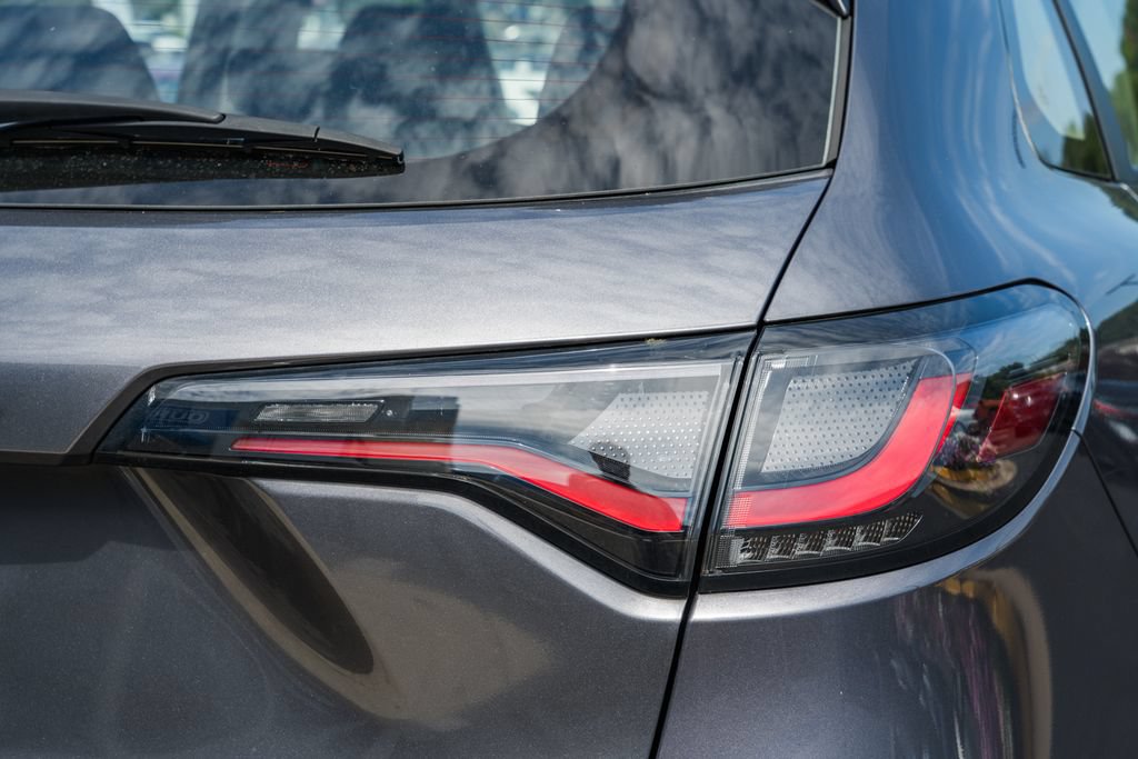 Used 2023 Honda HR-V LX image 6