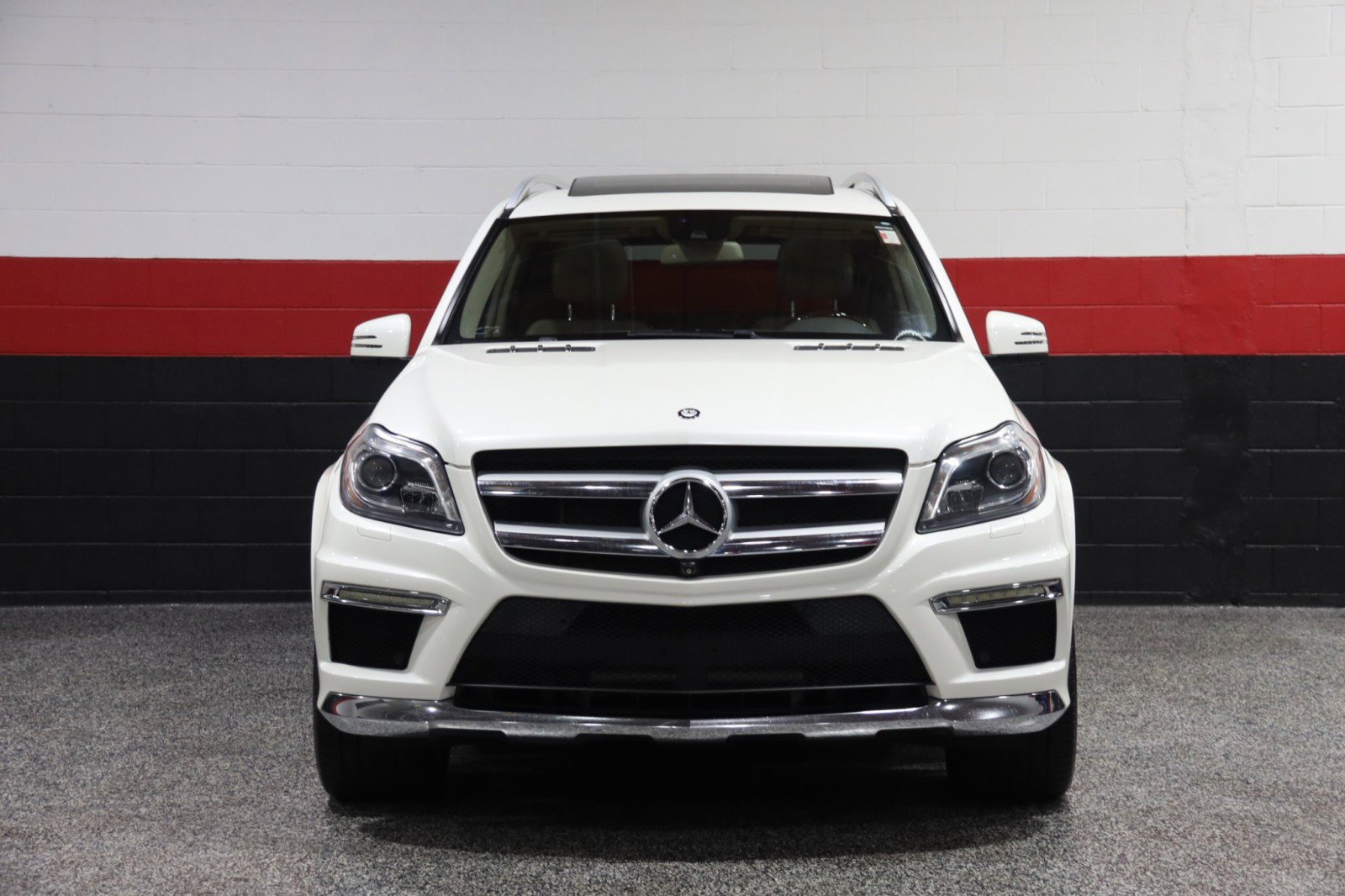 Used 2013 Mercedes-Benz GL 550 4MATIC AMG Sport 4dr Suv image 11