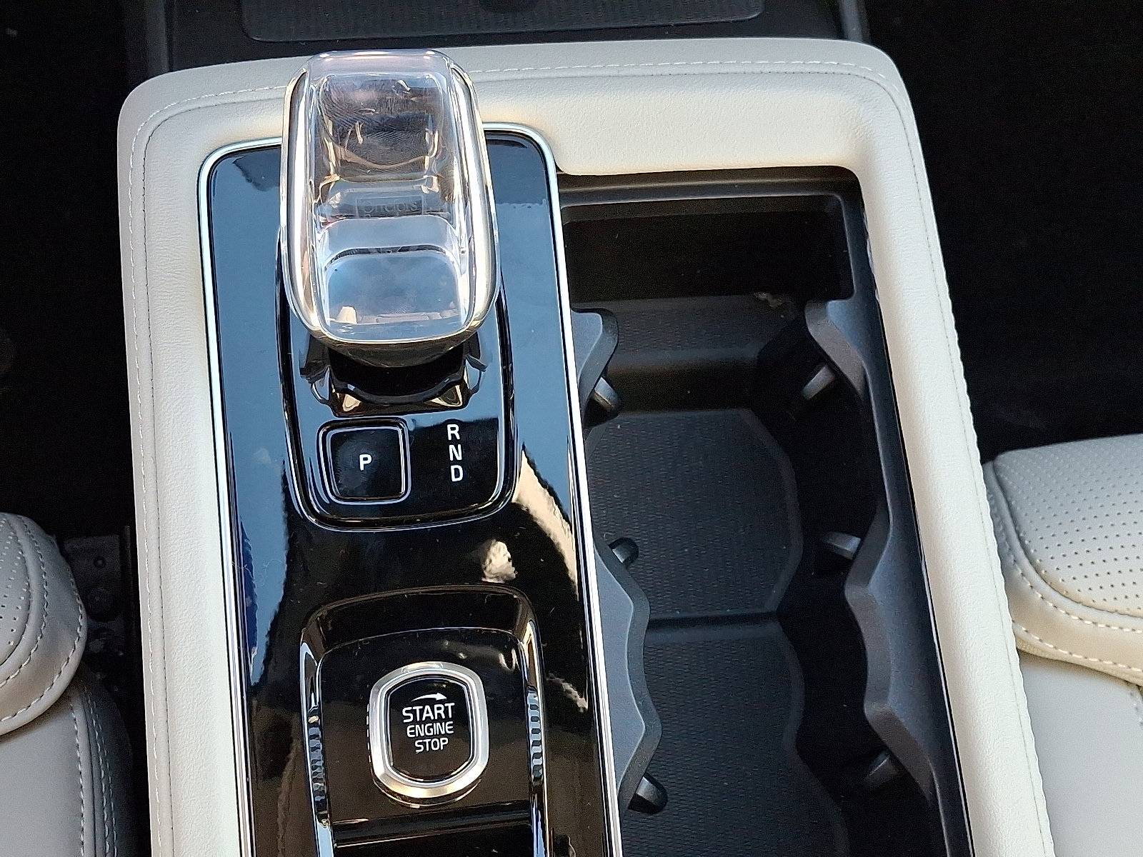 New 2026 Volvo XC90 B6 Ultra w/ Protection Package Premier image 10