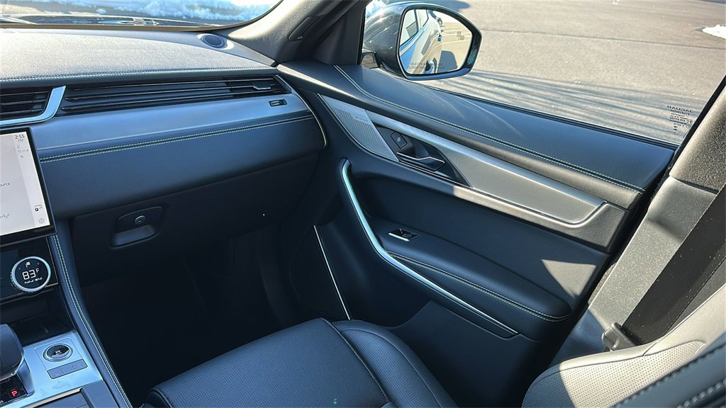 Used 2025 Jaguar F-PACE R-Dynamic S image 21