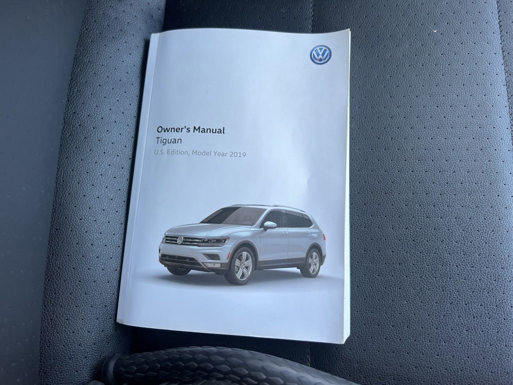 Used 2019 Volkswagen Tiguan SE image 28