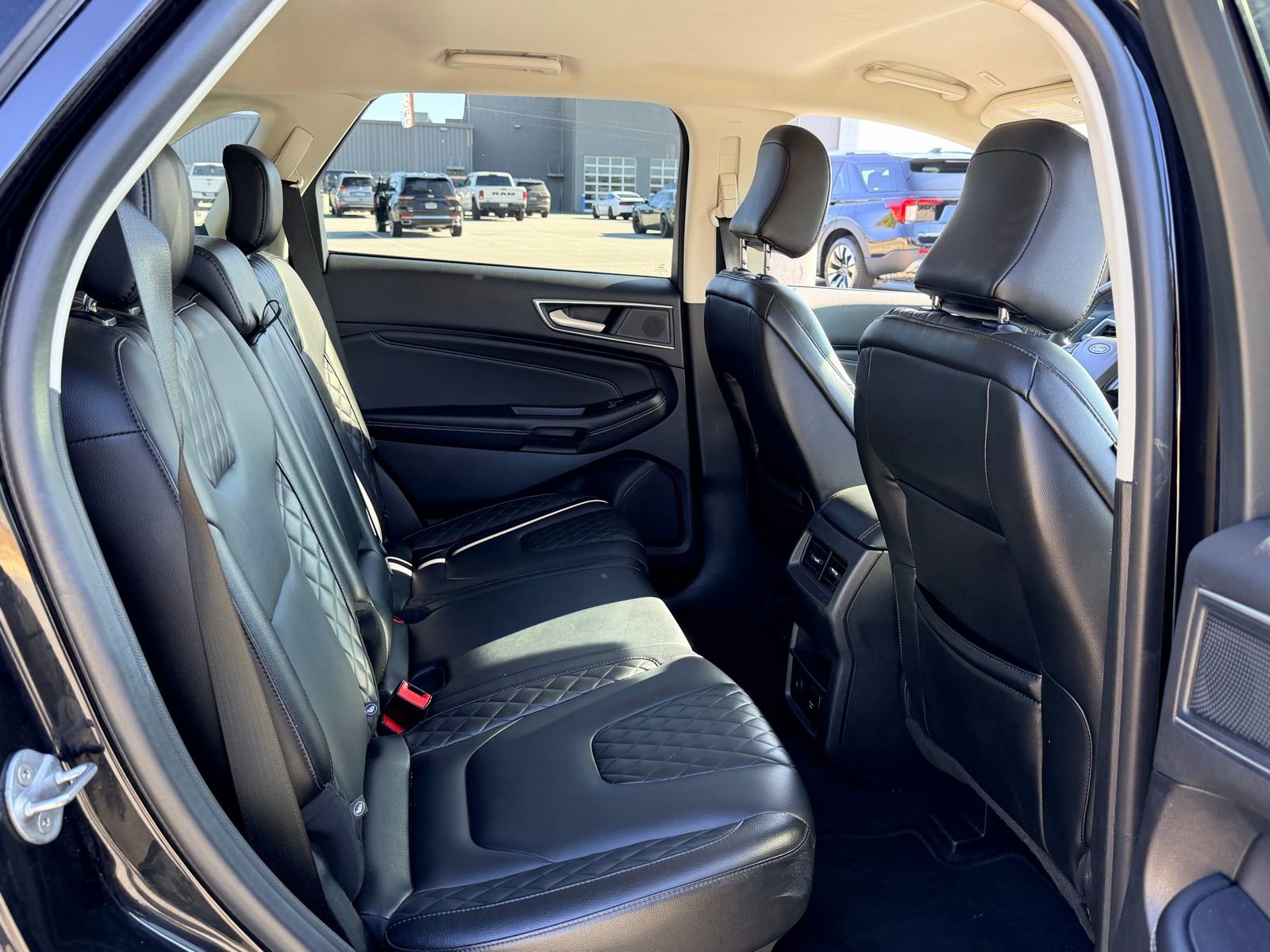 Used 2024 Ford Edge Titanium AWD/4WD image 20
