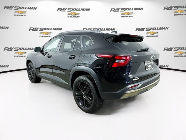 Used 2025 Chevrolet Trax ACTIV w/ Driver Confidence Package FWD image 5