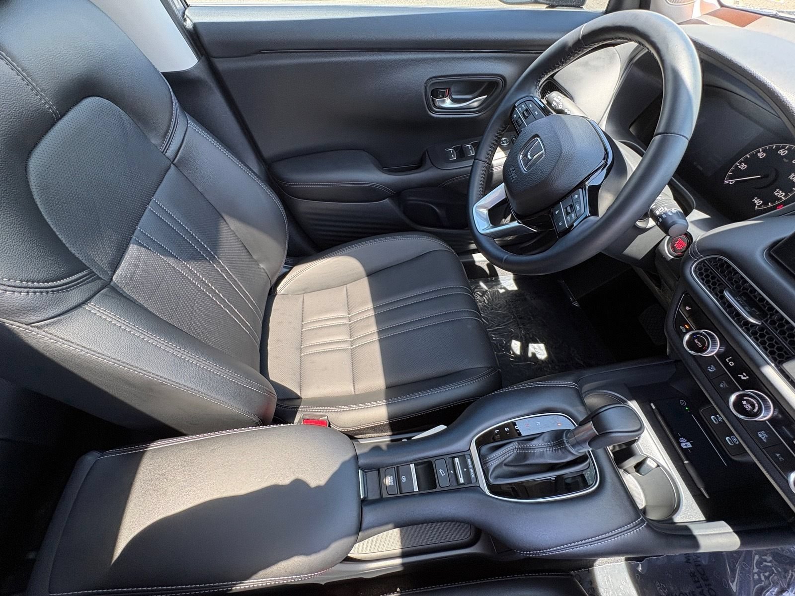 Certified 2026 Honda HR-V EX-L image 33