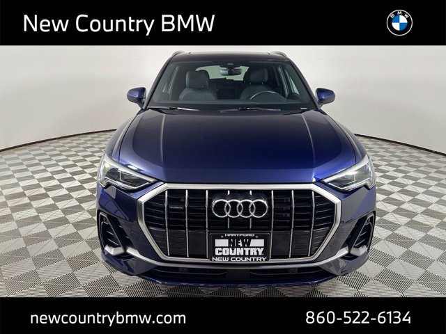 Used 2022 Audi Q3 2.0T Premium Plus w/ Premium Plus Package AWD/4WD image 2