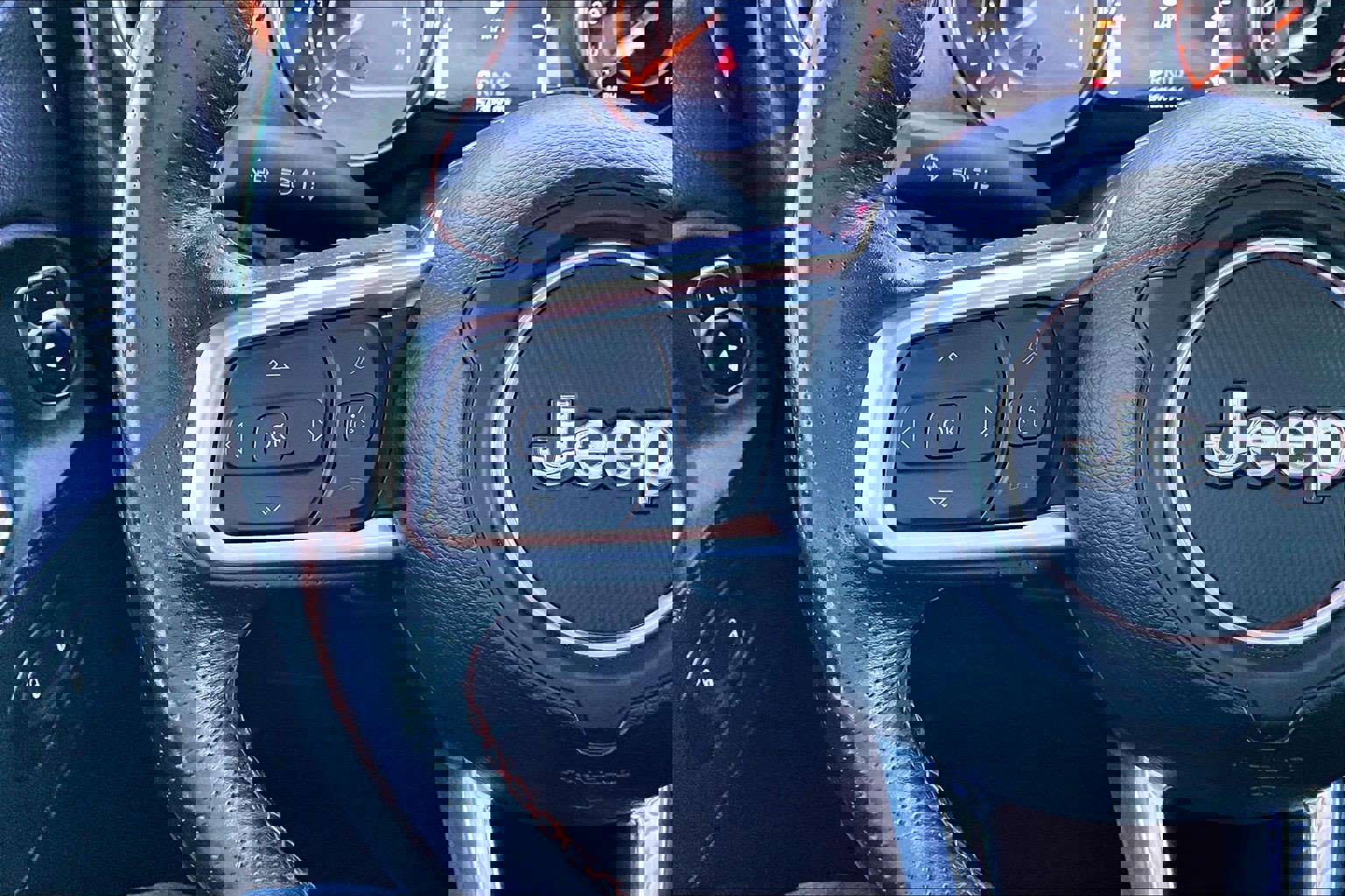 Used 2023 Jeep Gladiator Mojave w/ Cold Weather Group image 12