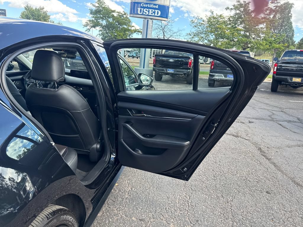 Used 2022 MAZDA MAZDA3 s AWD/4WD image 23