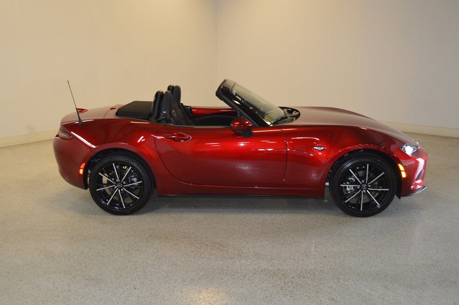 New 2026 MAZDA MX-5 Miata Grand Touring w/ Weather Package image 2