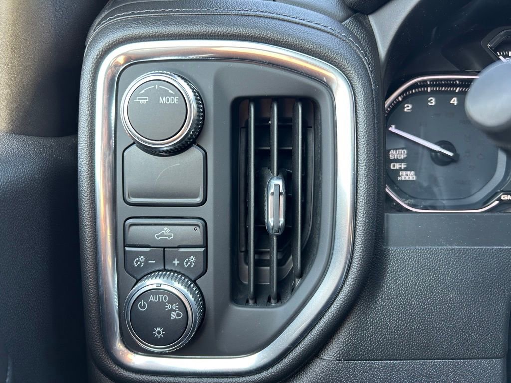 Used 2020 GMC Sierra 1500 SLE w/ SLE Value Package image 44