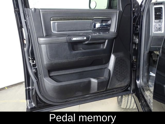 Used 2015 RAM 1500 Laramie Limited image 17